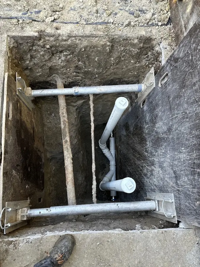 Experienced plumber completing Drain Cleaning work in Mountain Home